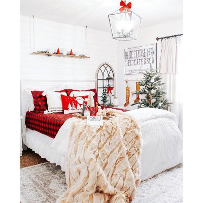 White King Microfiber Reversible Comforter Set with Shams and Pillows