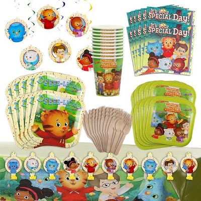 BirthdayInABox on X: You see fruit cups but we see little Daniel Tiger  treats! These ideas and more by @spotofteadesign in our Daniel Tiger party  post:   / X