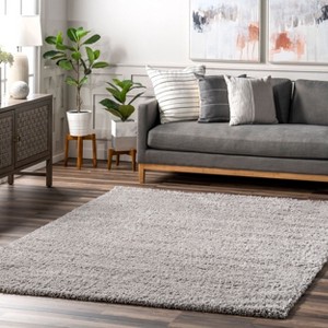 Nuloom Marleen Contemporary Shag Indoor Area Rug - 1 of 4