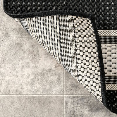 Black and White Striped Synthetic 5' x 8' Indoor/Outdoor Rug
