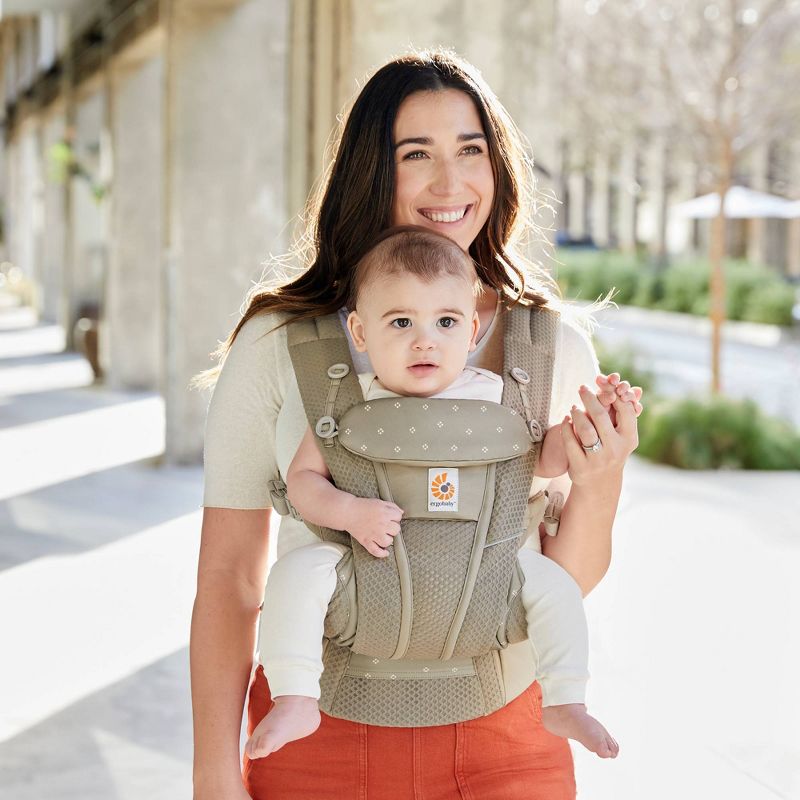 Ergobaby Omni Breeze All-Position Mesh Baby Carrier, 6 of 13