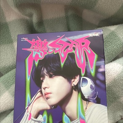 Stray Kids - ROCK-STAR (CD) (Postcard Ver.) : Target