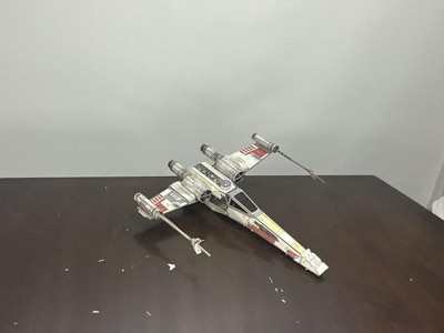 Quebra-cabeça 3D (3D Puzzle) Star Wars T-65 X-Wing Starfighter Revell