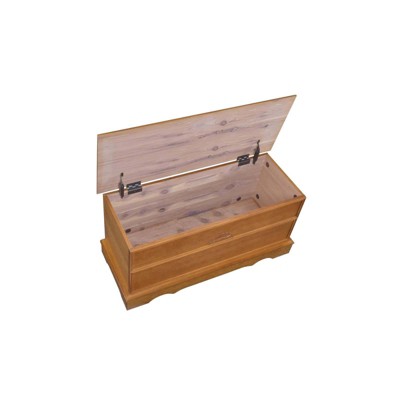 Honey Brown Traditional Cedar Wood Storage Chest