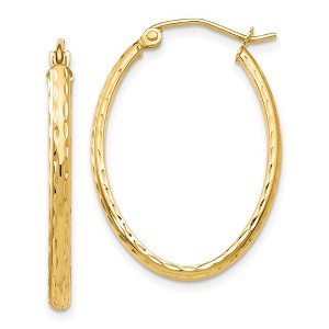 Black Bow Jewelry 2.5mm x 30mm 14k Yellow Gold Diamond-Cut Oval Hoop Earrings - 1 of 4