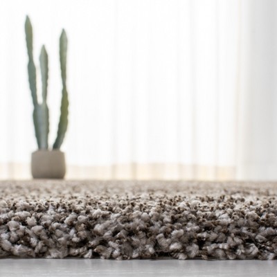 Luxurious Gray Hand-Knotted Shag Rug in Wool and Synthetic Blend - 2' x 4'