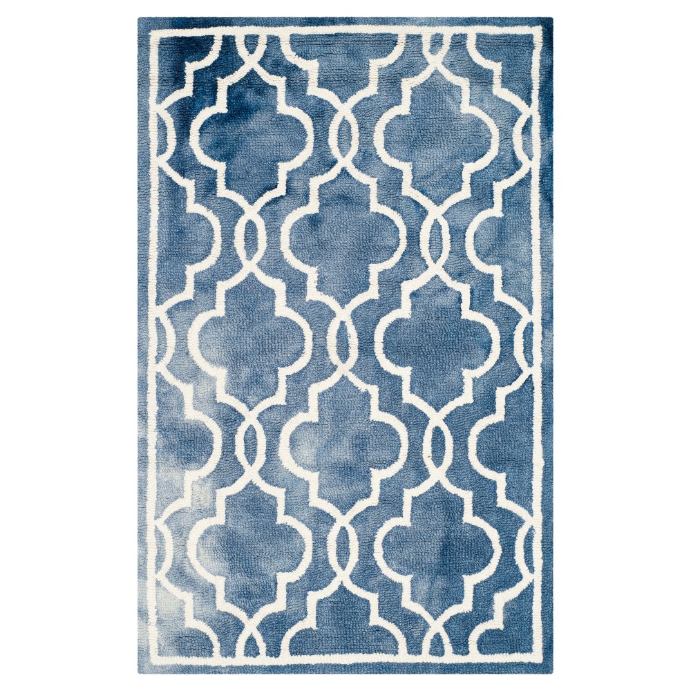 Beaufort Accent Rug - Navy / Ivory (2'6inx4') - Safavieh
