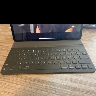 Smart Keyboard Folio for iPad Pro 12.9-inch (6th generation) - US