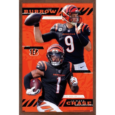 Trends International NFL Cincinnati Bengals - Joe Burrow 22 Framed Wall  Poster Prints Mahogany Framed Version 14.725 x 22.375