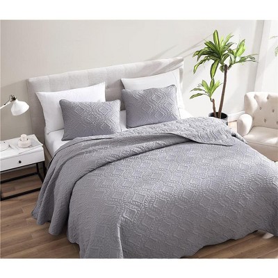 The Nesting Company Ivy 3 Piece Bedspread Set Elegant & Rich Soft Feel Includes 1Bedspread 2 Shams