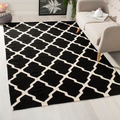 Black and Ivory Wool Geometric Flatweave Rug, 3' x 5'