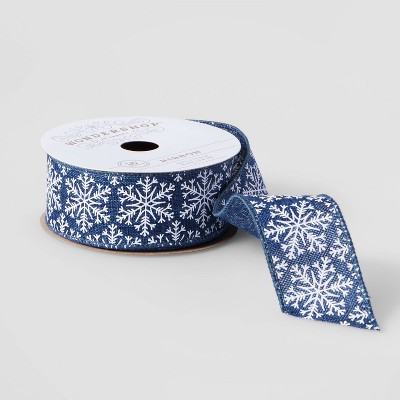 1.5" Snowflakes Fabric Ribbon Blue/White 15ft - Wondershop™