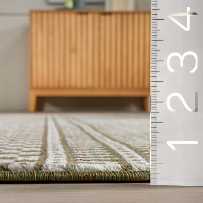 Dark Sage Geometric Pattern Synthetic 8' x 10' Area Rug
