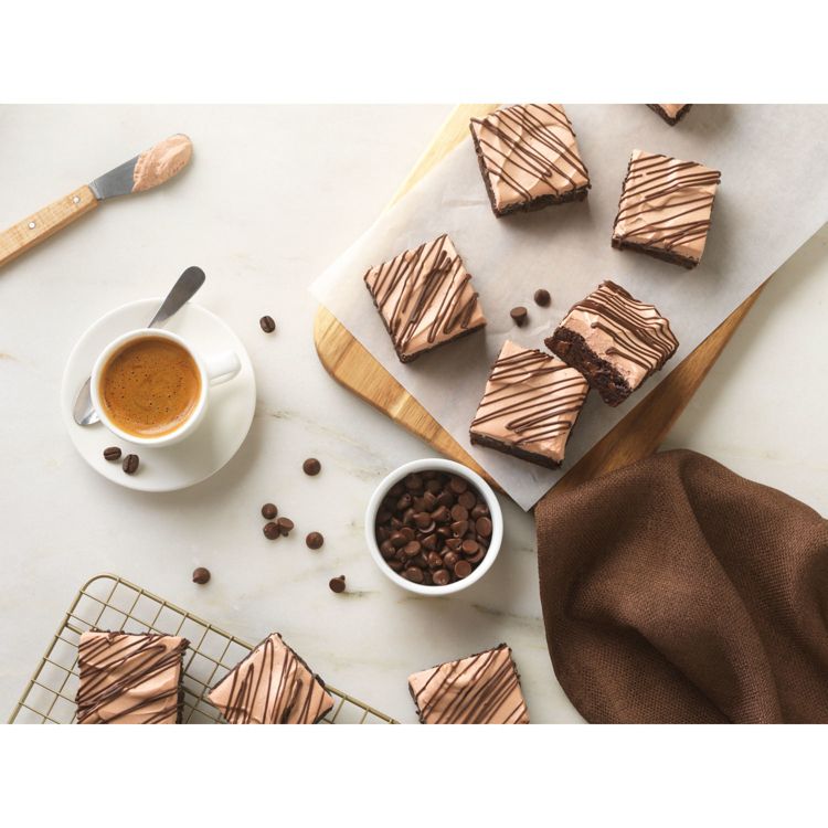 Lily's Baking Chocolate Chips, 3 of 8