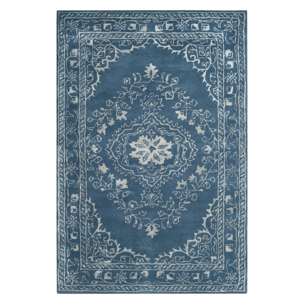 3'x5' Medallion Tufted Accent Rug Blue - Safavieh