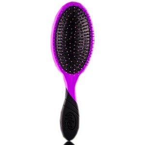 The Wet Brush-Pro Detangler Purple w/ Black Handle | Professional Grade IntelliFlex Bristles | Model BWP830PROPR - 1 of 3