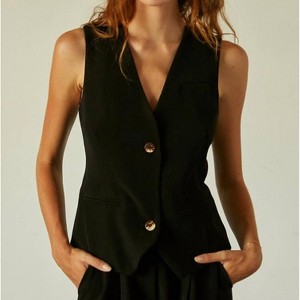 Women's Casey Classic Pocketed Vest - CRESCENT - 1 of 3