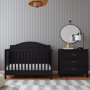 DaVinci Charlie 4-in-1 Convertible Crib - 1 of 4