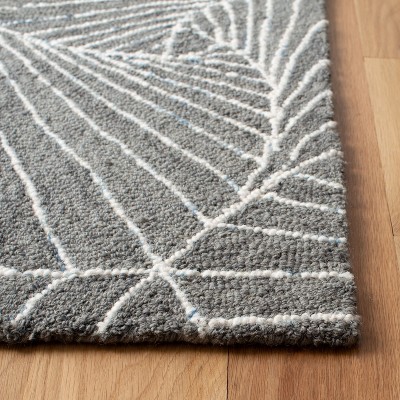 Grey and Ivory Hand-Tufted Wool Geometric Area Rug 4' x 6'