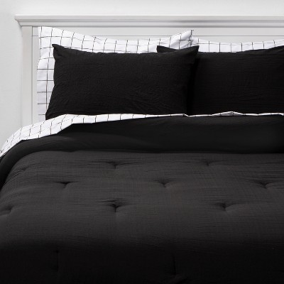 black bed set