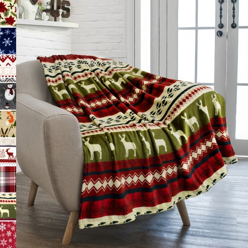 PAVILIA Lightweight Fleece Throw Blanket for Couch Soft Warm Flannel Blankets for Bed Christmas Red Throw 50x60