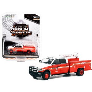 2018 Ram 3500 Dually Crane Truck Red & White w/Stripes "FDNY (Fire Dept of N.Y) Plant Ops" 1/64 Diecast Model Car by Greenlight - 1 of 3