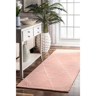 Nuloom Hand Tufted Elvia Area Rug, Runner 2' 6" x 8', Pink
