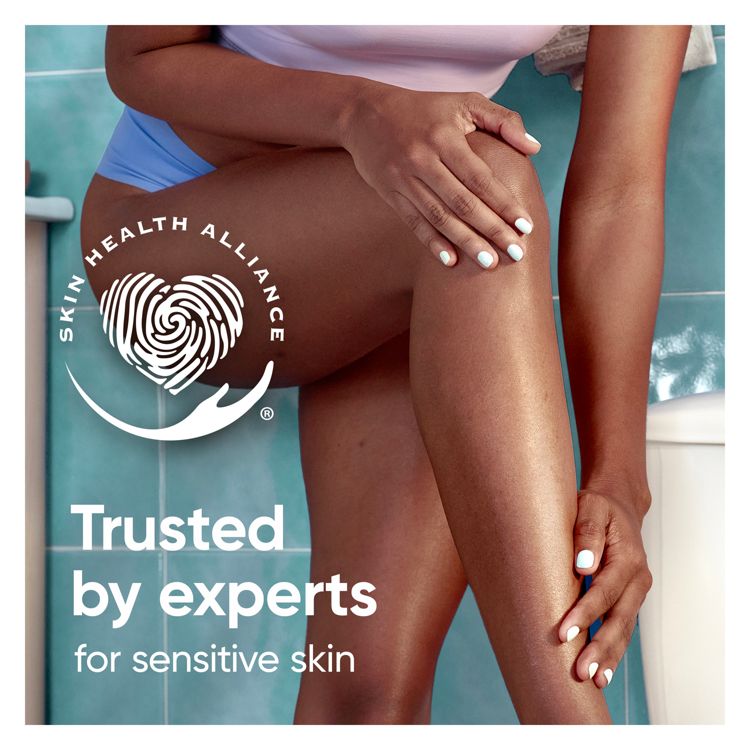 Venus MoistureGlide Women's Razor Blade Refills, 5 of 9