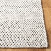 Kilim KLM375 Hand Woven Rugs - Safavieh - 3 of 4