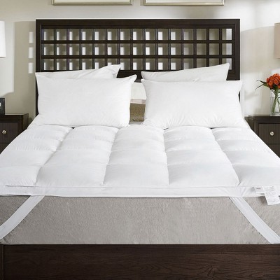 Luxurious King-Size Down Alternative Breathable Mattress Topper