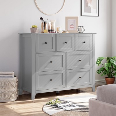 7 Chest of Drawer Dresser, Modern and Stylish Dresser, Deep Drawers and Nickel Round Handle, Wood Organizer Dresser with Ample Storage Space