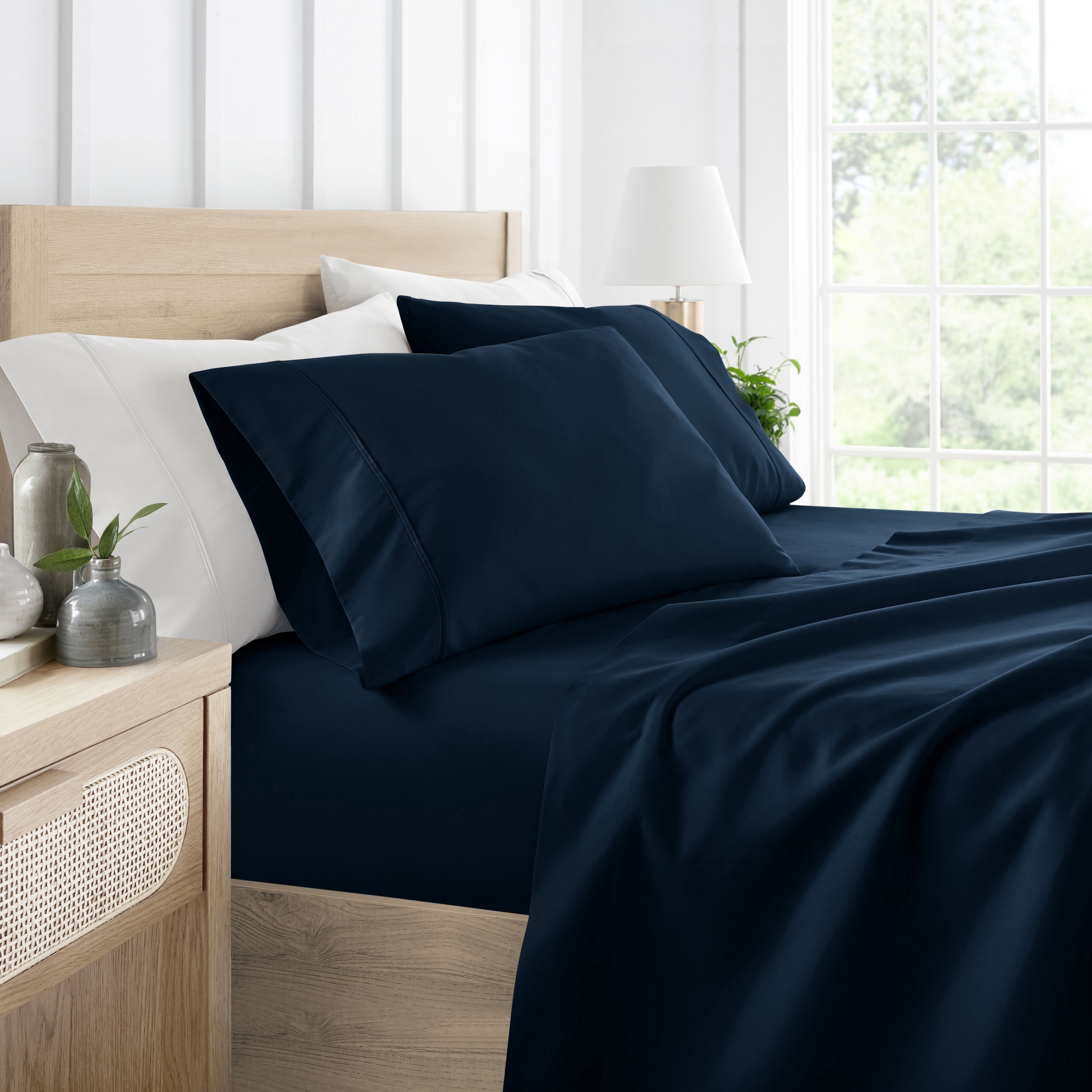 4 Piece Bed Sheet Set Solid Double Brushed Microfiber, Ultra Soft, Deep Pocket - Becky Cameron, Navy, Queen