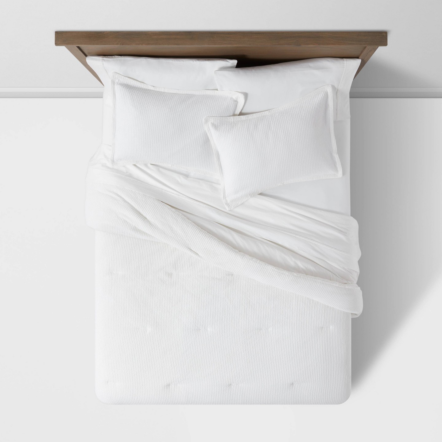 Комплекты с одеялом Threshold 3pc King Washed Waffle Weave Comforter and Sham Set White, цвет: Белый — фото 3