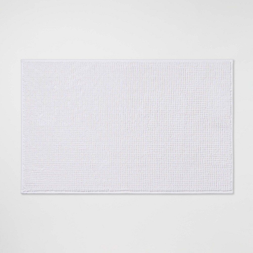 20inx32in Everyday Chenille Bath Rug White - Room Essentials™