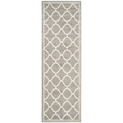 Amherst AMT422 Power Loomed Indoor Rug -Safavieh