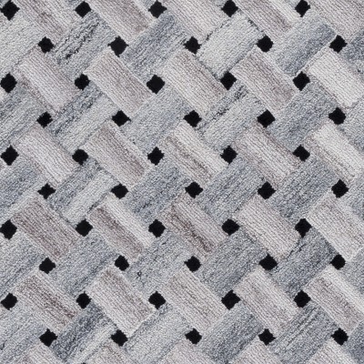 grey/brown
