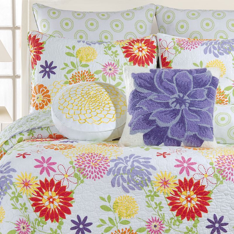 C&F Home Lilly Quilt, 2 of 5