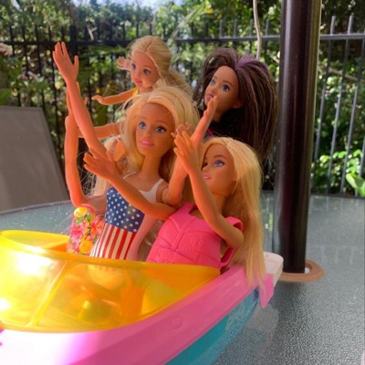Bateau Barbie + 4 barbies