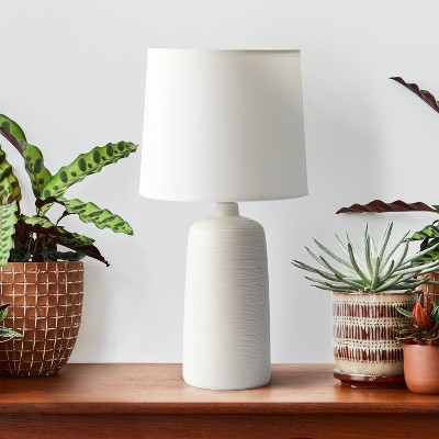 Elegant Off-White Ceramic Table Lamp with Textured Base