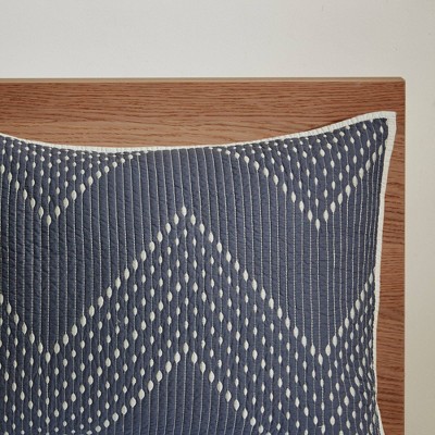 Full Gray Cotton Reversible Chevron Quilt Set