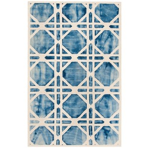 Dip Dye DDY721 Hand Tufted Indoor Rugs - Safavieh - 1 of 1