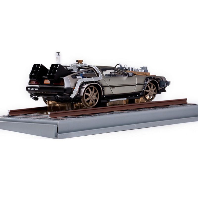 DMC DeLorean Time Machine Stainless Steel "Railroad Ver." Back to the Future: Part III (1990) 1/18 Diecast Model Car by Sun Star, 3 of 4