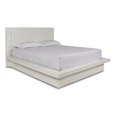 New Classic Furniture, Sapphire 5/0 Solid Wood Queen Bed in White