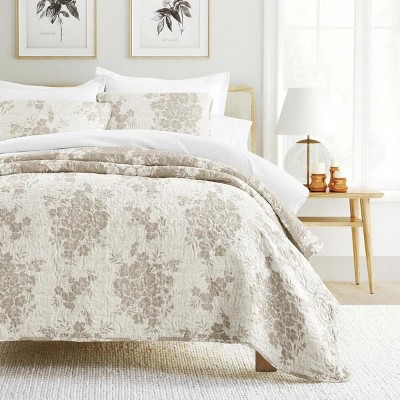 FIONECA Quilt Set- Lightweight - All Season Quilted Coverlet - Distressed Bouquet