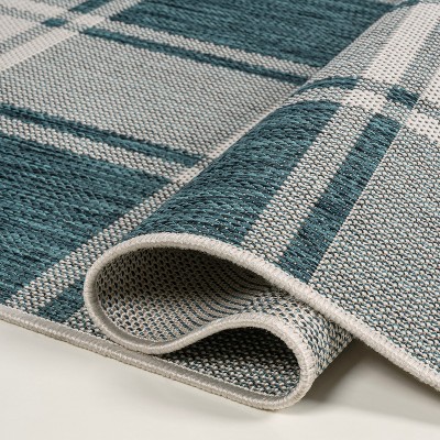 Turquoise and Cream Gingham 8' x 10' Synthetic Indoor/Outdoor Rug