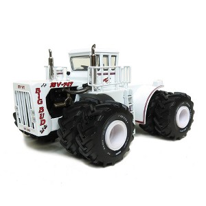 First Gear 1/64 Big Bud 747 Silver Series 1100 HP Tractor 60-1793 - 1 of 4