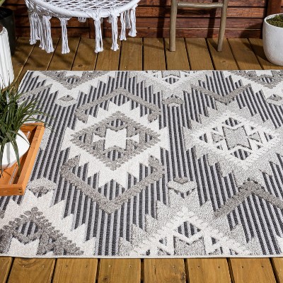 Modern Geometric Gray Synthetic 4'x6' Reversible Area Rug