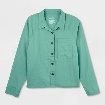 Women's Long Sleeve Adaptive Button-Down Shirt - Universal Thread™