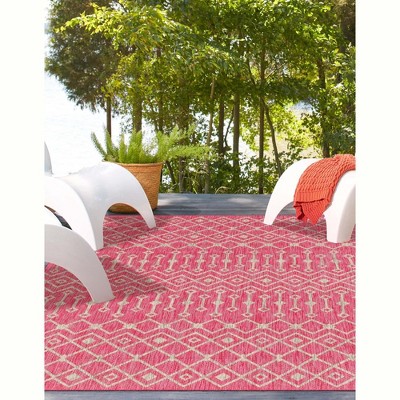 Fuchsia and Beige Synthetic Outdoor Trellis Rug