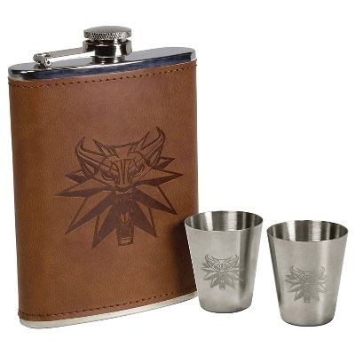 Dark Horse Comics 8 Ounce Faux Leather Witcher Deluxe Flask Set Replica Collectible Collector with 2 Shot Glasses